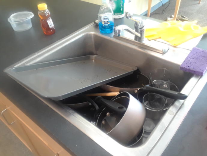 Is calling a dirty roommate stereotypical white trash a slur?