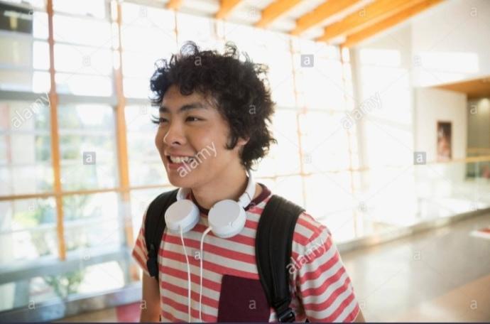 Have you seen an Asian with naturally curly hair before?