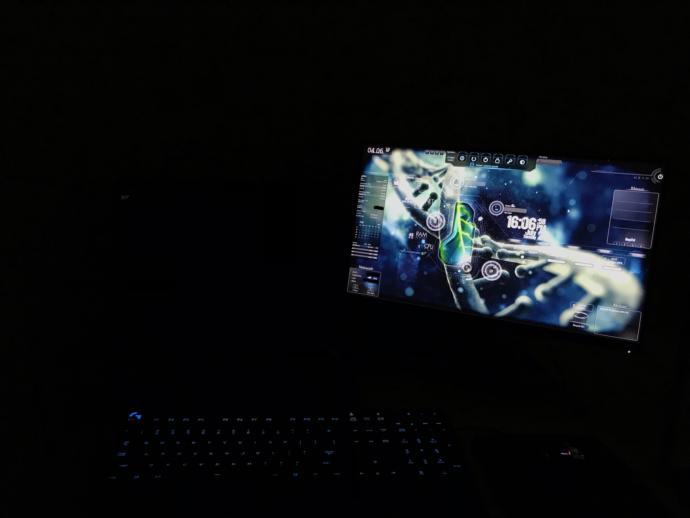What do you think of this nanoschematic rainmeter theme?