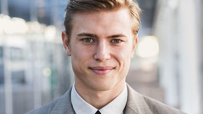What is your dating style? How particular are you about the looks and/or personality of your date?