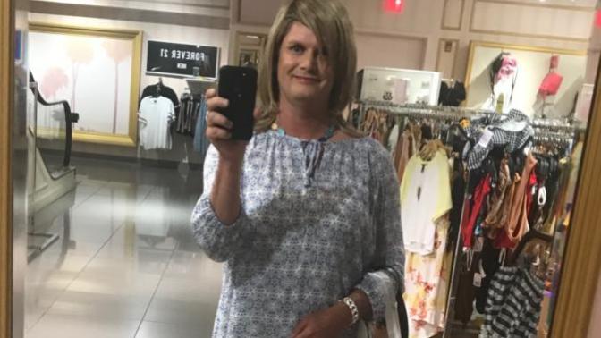 Girls, Going to Vegas, what should I wear?