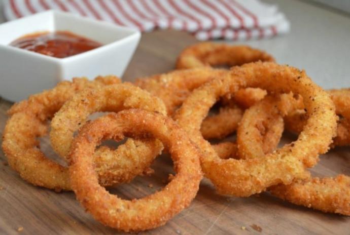 Which Do You Prefer: Onion Rings or Jalapeño Poppers??