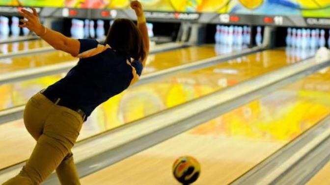 Is bowling a good idea for a first date?