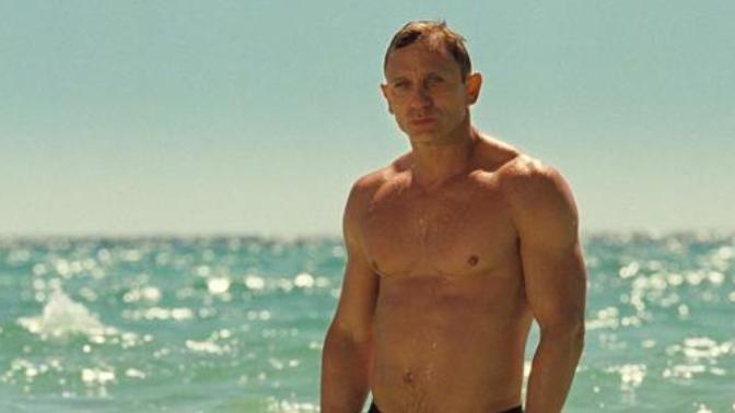Girls, What do you guys think about Daniel Craig’s body?