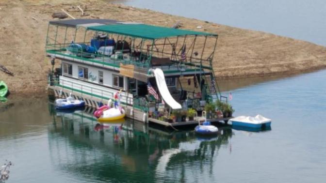 Would you like to own a houseboat?