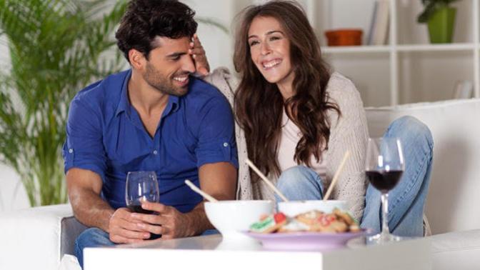 Flirting vs playful banter: How do you tell the difference?