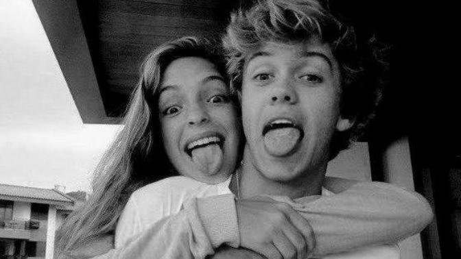 Is it strange to not take a single picture together with the person you’re dating?