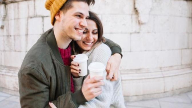 Are you and your partner more of a social couple or a distant couple?