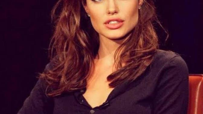 Would you rather be extremely beautiful or intelligent?