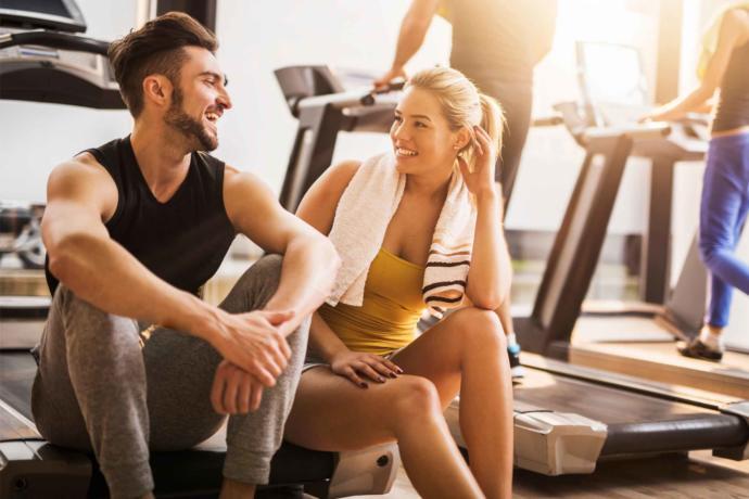 how do you hit on girls at the gym?