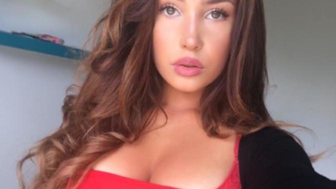 Do guys like winged eyeliner look?