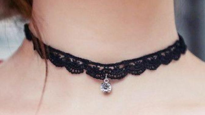 Do guys like chocker necklaces?