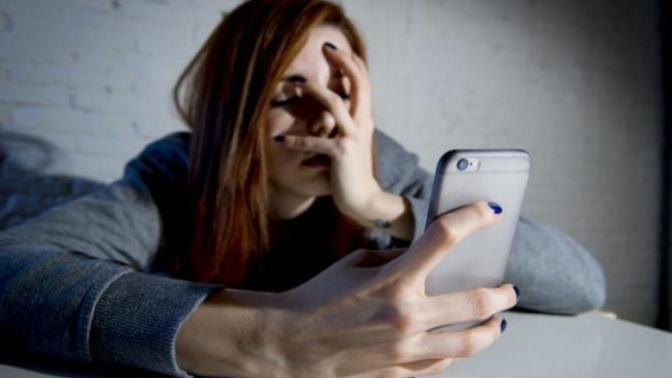She doesn't reply as fast as usual, and all her texts seem a bit cold. Has she lost interest?