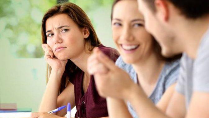 Does being in a relationship make a guy more attractive?