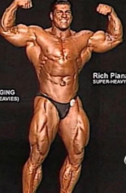Ladies, which one of these guys have the right amount of MUSCLE to be ATTRACTIVE?