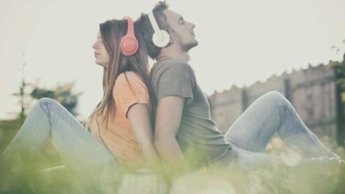 Do men judge women based on their taste in music and movies?