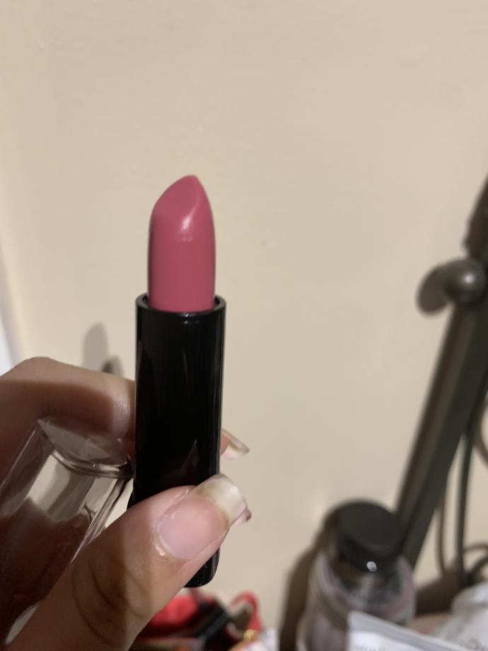 Which lipstick should I wear for my bday ?