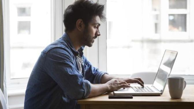 Are most people online cold and impersonal?