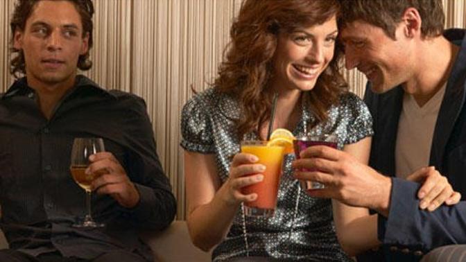 Guys, how do I make a guy jealous? Should I tell him about another guy pursuing me?