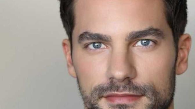 Ladies, do you prefer a man with or without facial hair?