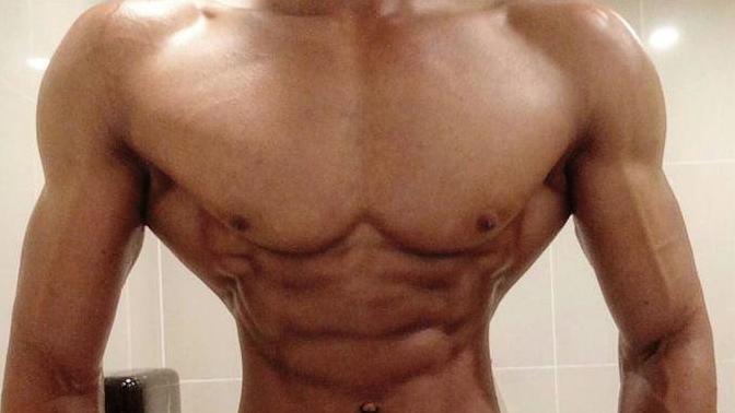 Do you find this guys shoulders attractive?