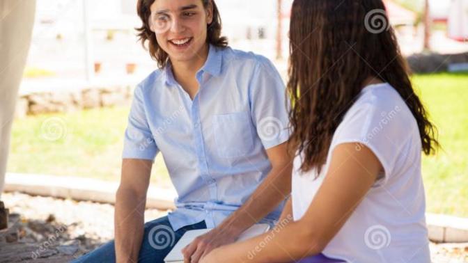 Ladies do y’all say your in a relationship to avoid getting hit on a lot or most of time you’re in a relationship when you say it?