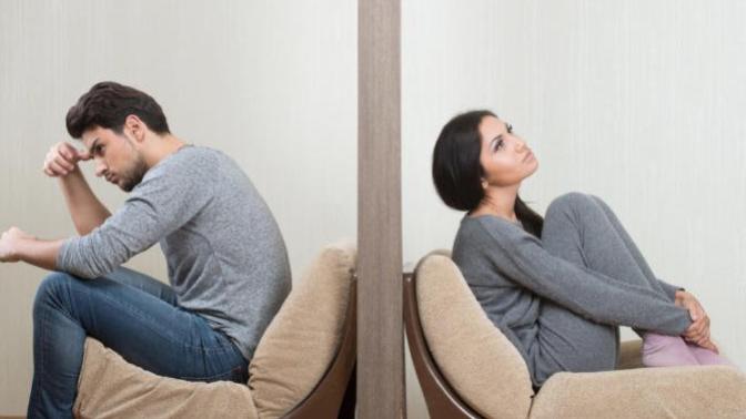 What Are Tell Tale Signs That Your Partner Has Fear Of Intimacy?