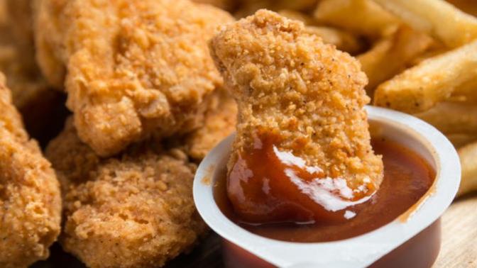 Which tastes better with nuggets?