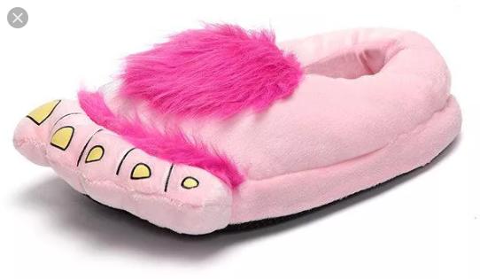 Which pair should I get for my girlfriend?