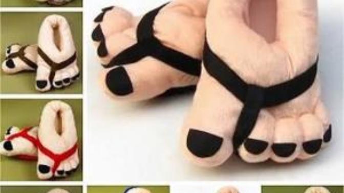 Which pair should I get for my girlfriend?