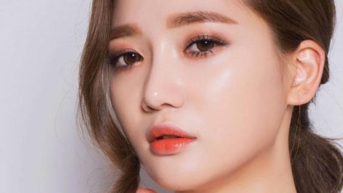 How do guys define light/natural makeup?
