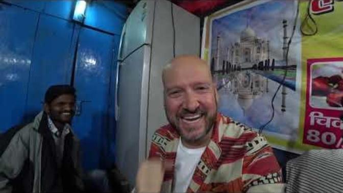 Have you ever seen this hilarious interview by a travel vlogger?🤣?