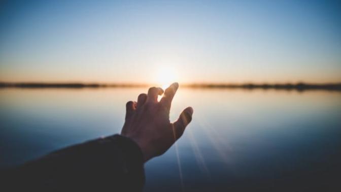 Anyone else here who believes in God but doesn't follow any religion?