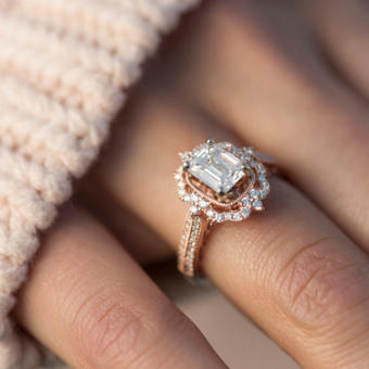 With marriage proposals, who should pick the ring?