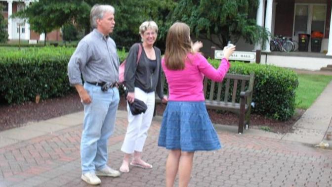 How can I get my Girlfriend to go barefoot in public?