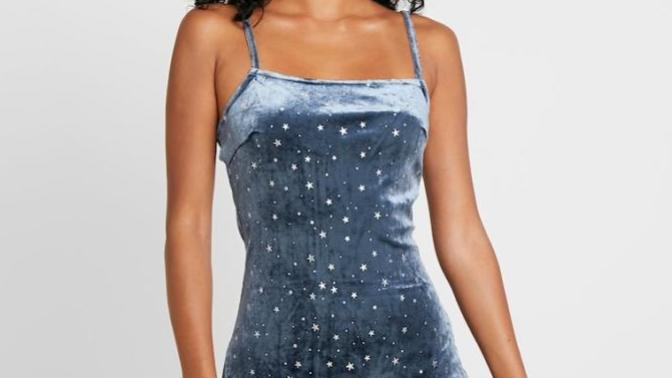 Which dress is better for a date?