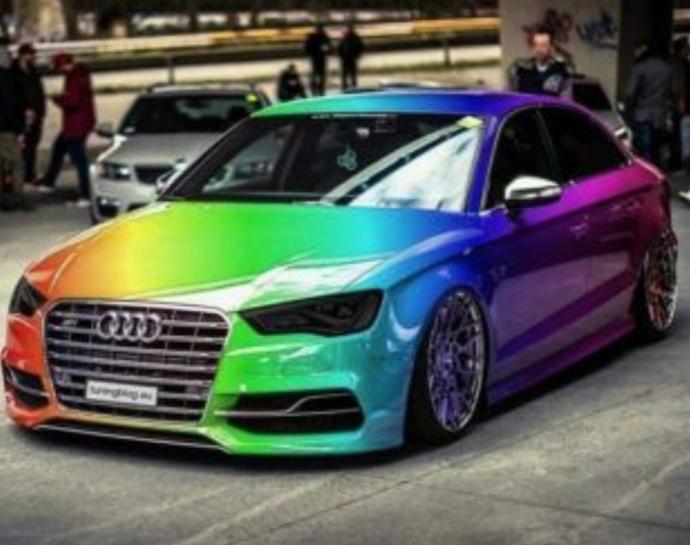 What colour has your car??