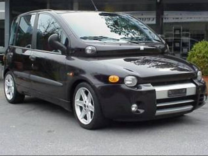 What colour has your car??