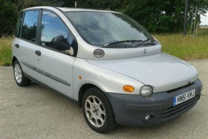 What colour has your car??
