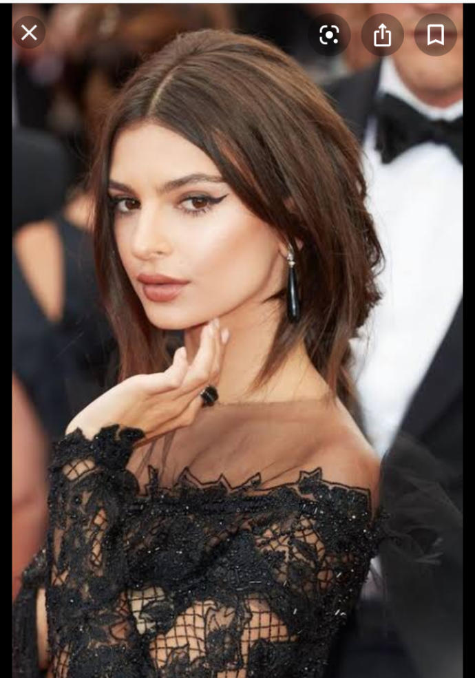 Who is more attractive? Megan Fox or Emily Ratajkowski ?