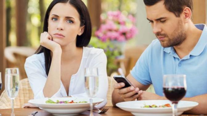 Is there any reason to return to contact with an EX while in a relationship?
