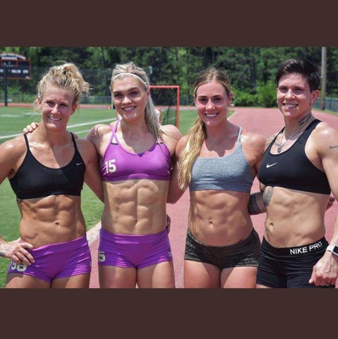 Are women with abs attractive?