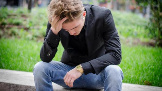 How can I win a girl's favor when I have no car and live with my parents?