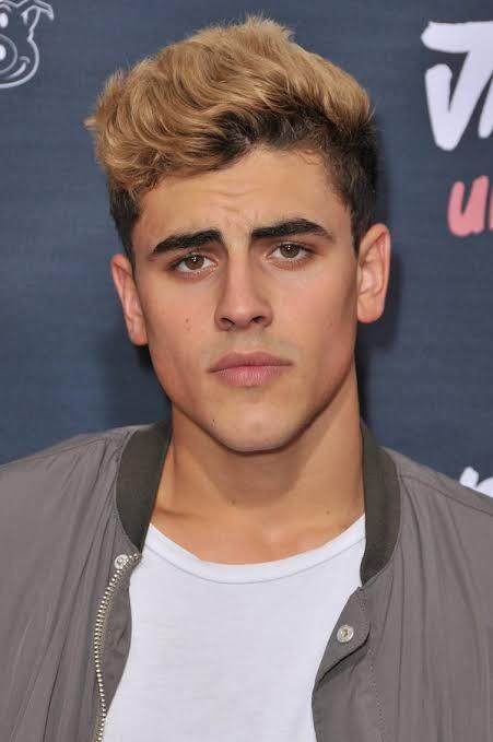 Why can’t more men look like this?