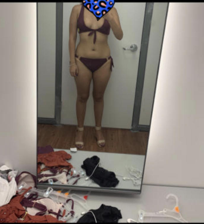 Look at all the pictures please, Do guys like girls like this or do they prefer skinnier?
