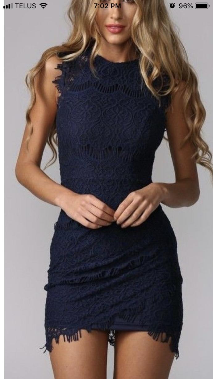 Which style of dress do you like best for girls?