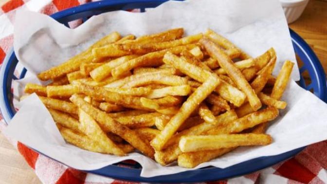 What you think about this Doctors say diet of fries and chips left teen "fussy eater" blind from malnutrition, makes me not want eat any fast food?