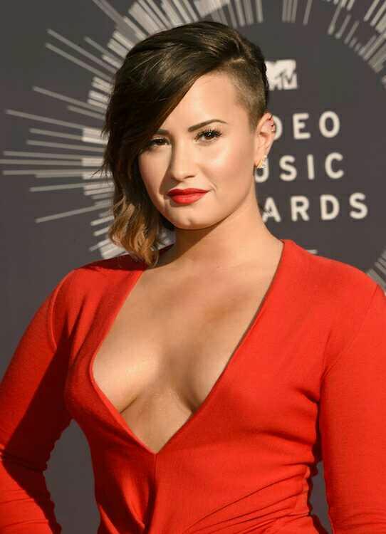 Whom do you think has boyish looks and body??