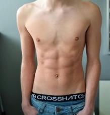 Girls, do you prefer skinny/but lean guys or strong/bulky guys?