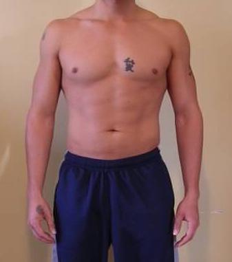 Girls, do you prefer skinny/but lean guys or strong/bulky guys?